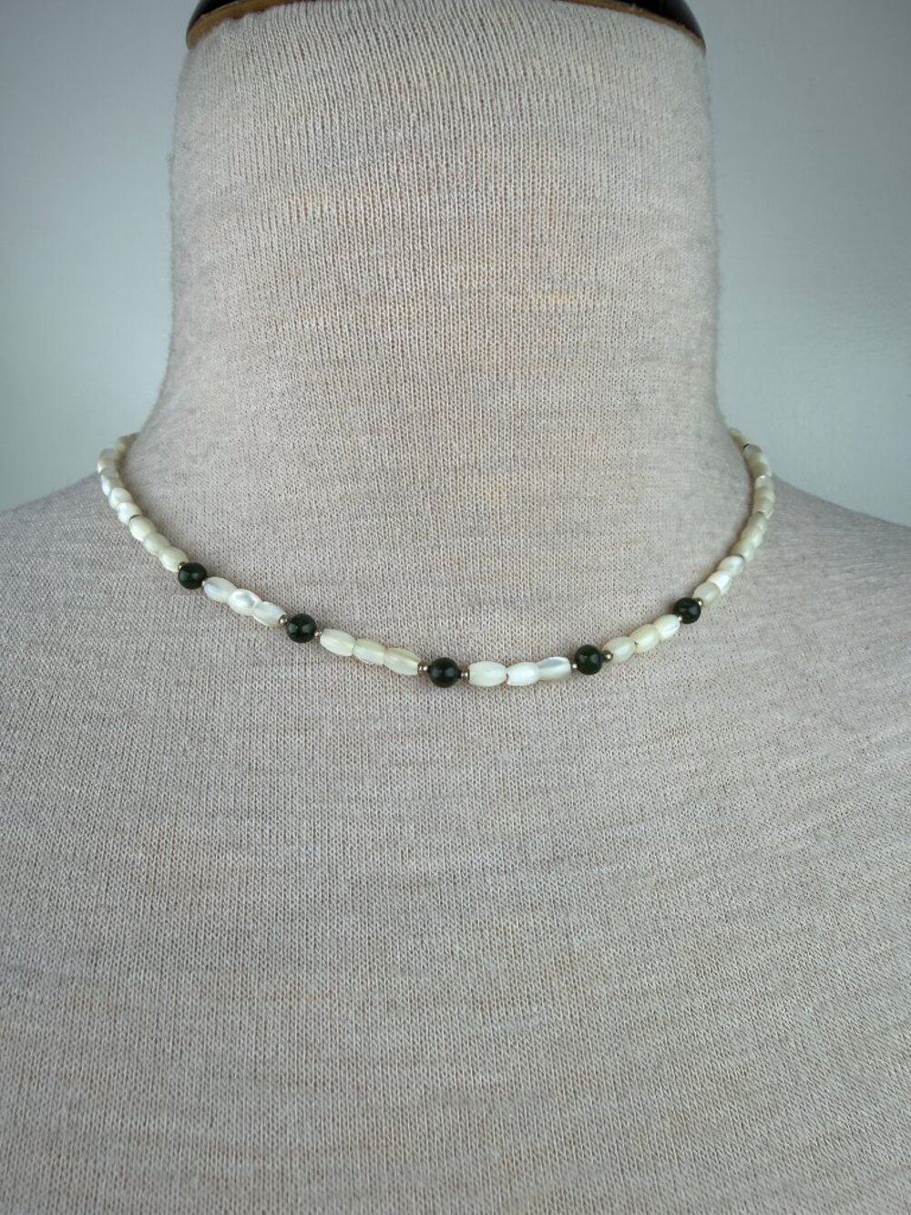 Vintage Mother of Pearl & Green Stone Beaded Necklace 18.25"